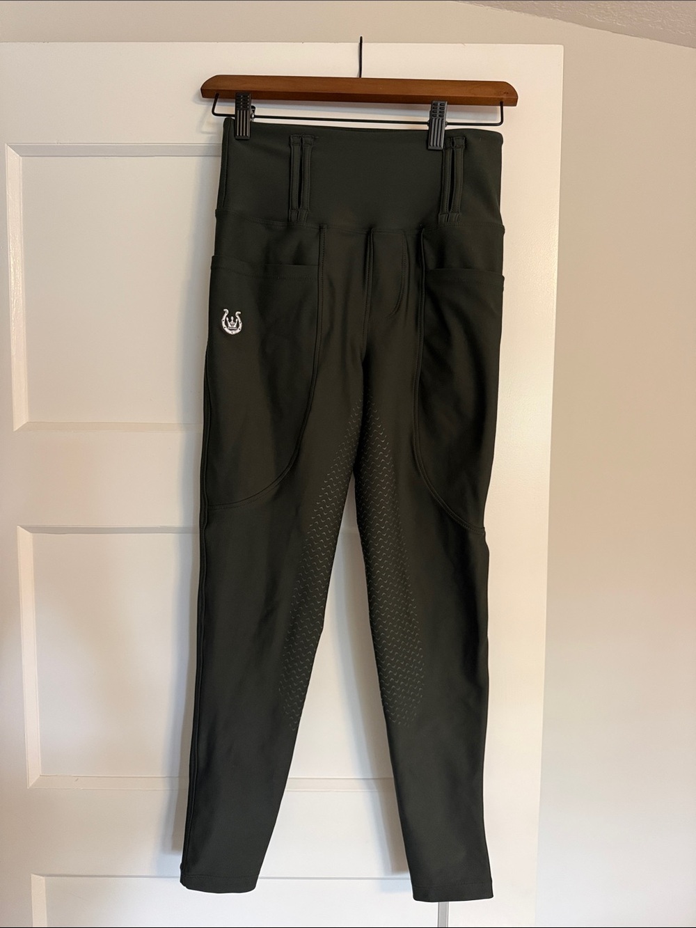 Women’s Leveza Olive Green Performance Riding Tights
